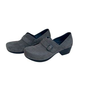 Dansko Nubuck Suede Tamara Gray Clog Comfort Shoes. Size 40 or US 9.5